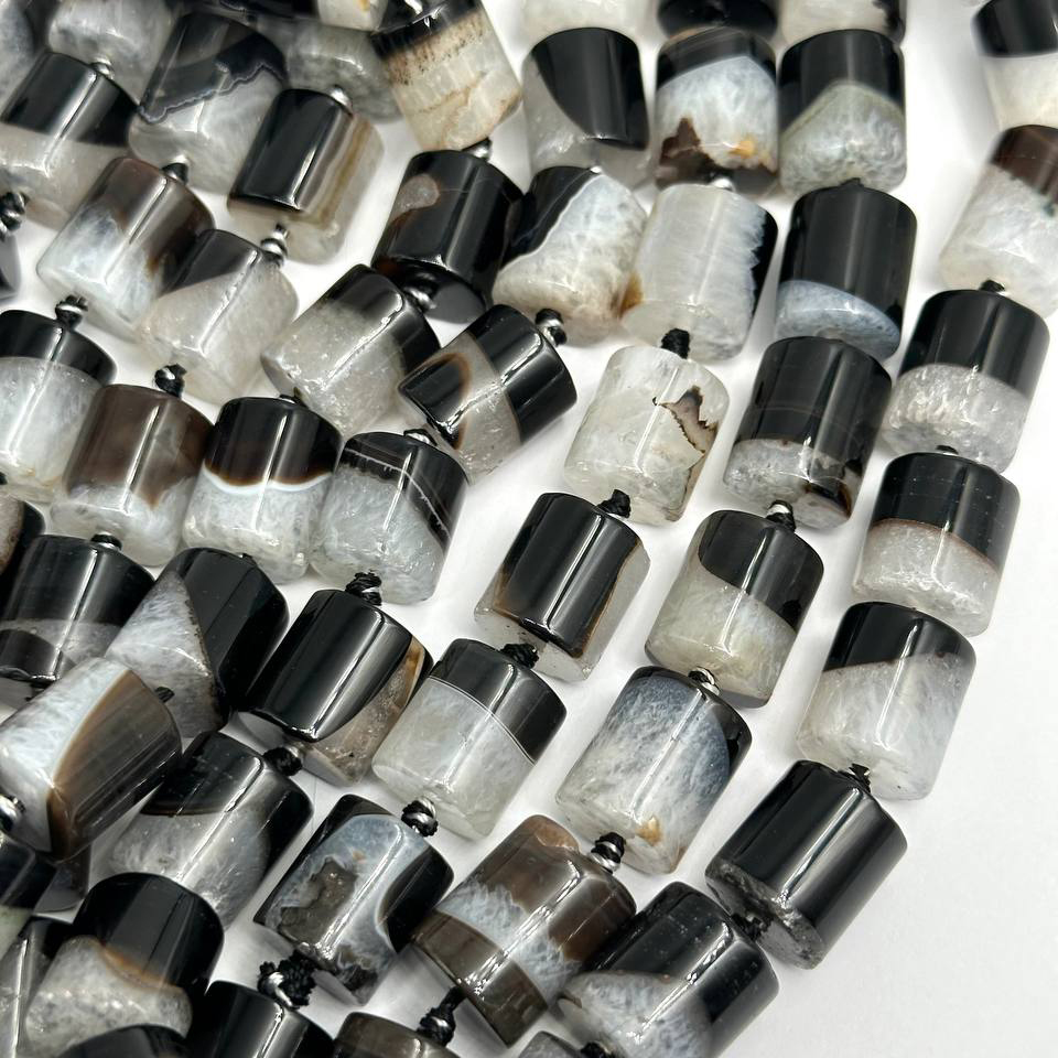 Агат размер 13*14мм натуральный камень