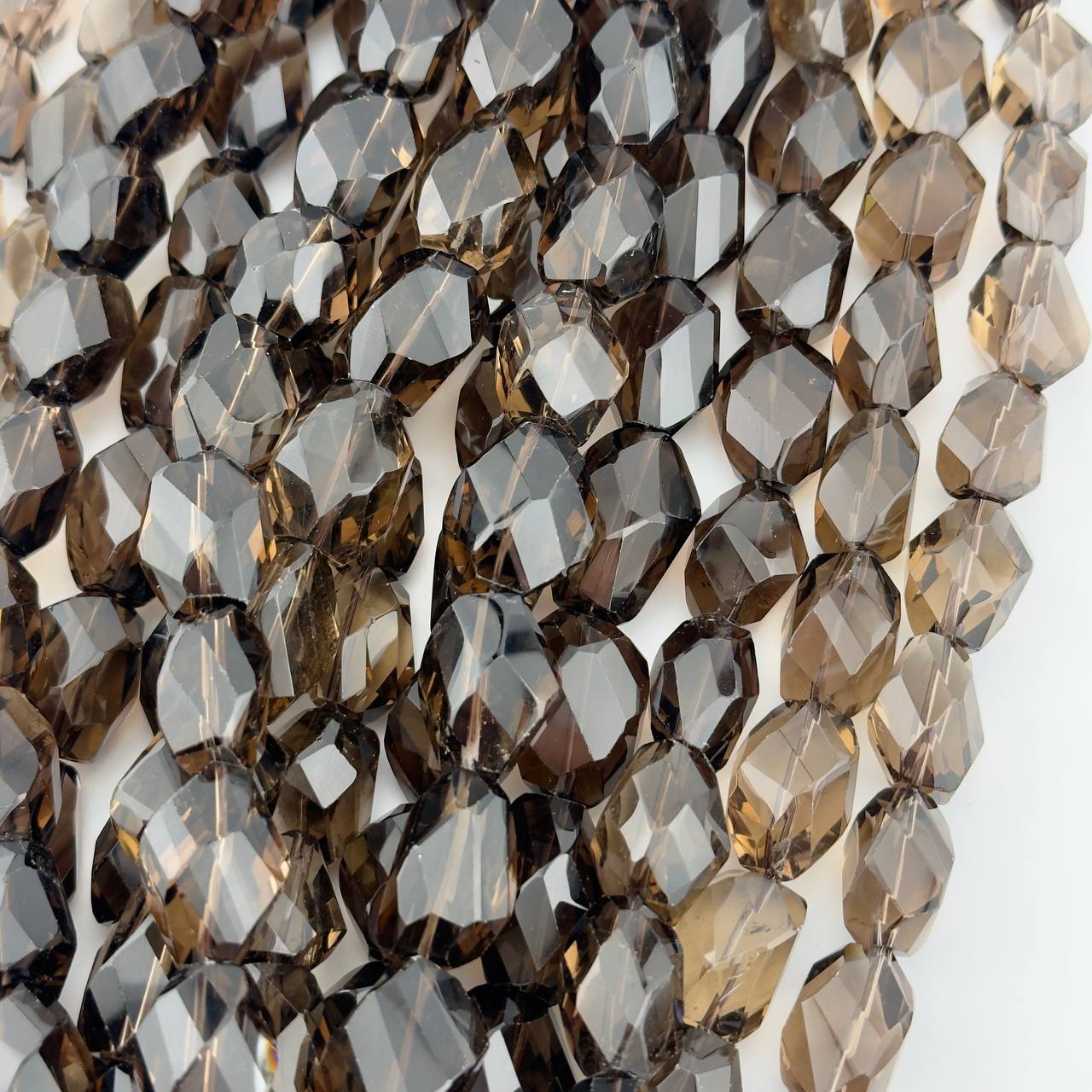 Раухтопаз (дымчатый кварц) размер 12*21мм цвет коричневый