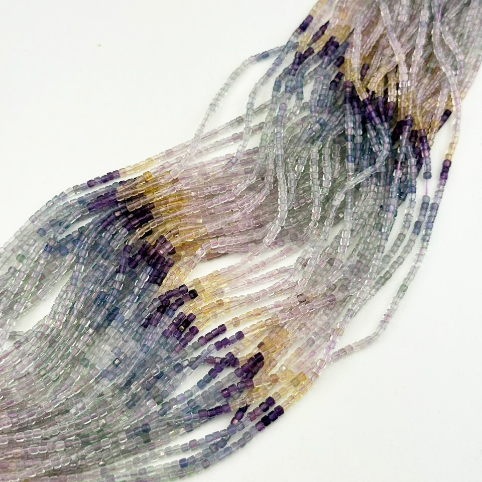 Бусины Флюорит А форма кубик размер 2,2мм